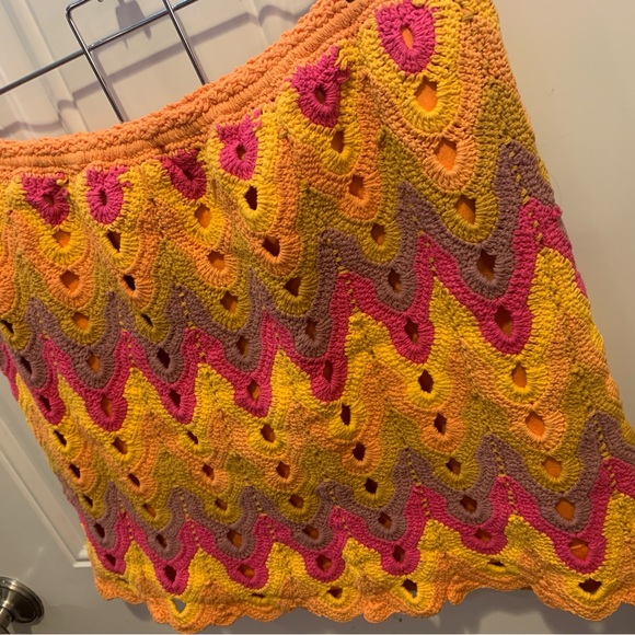 Free People Bright Colorful Knit Crochet Eyelet Pattern A-line Lined Mini Skirt - Picture 3 of 7